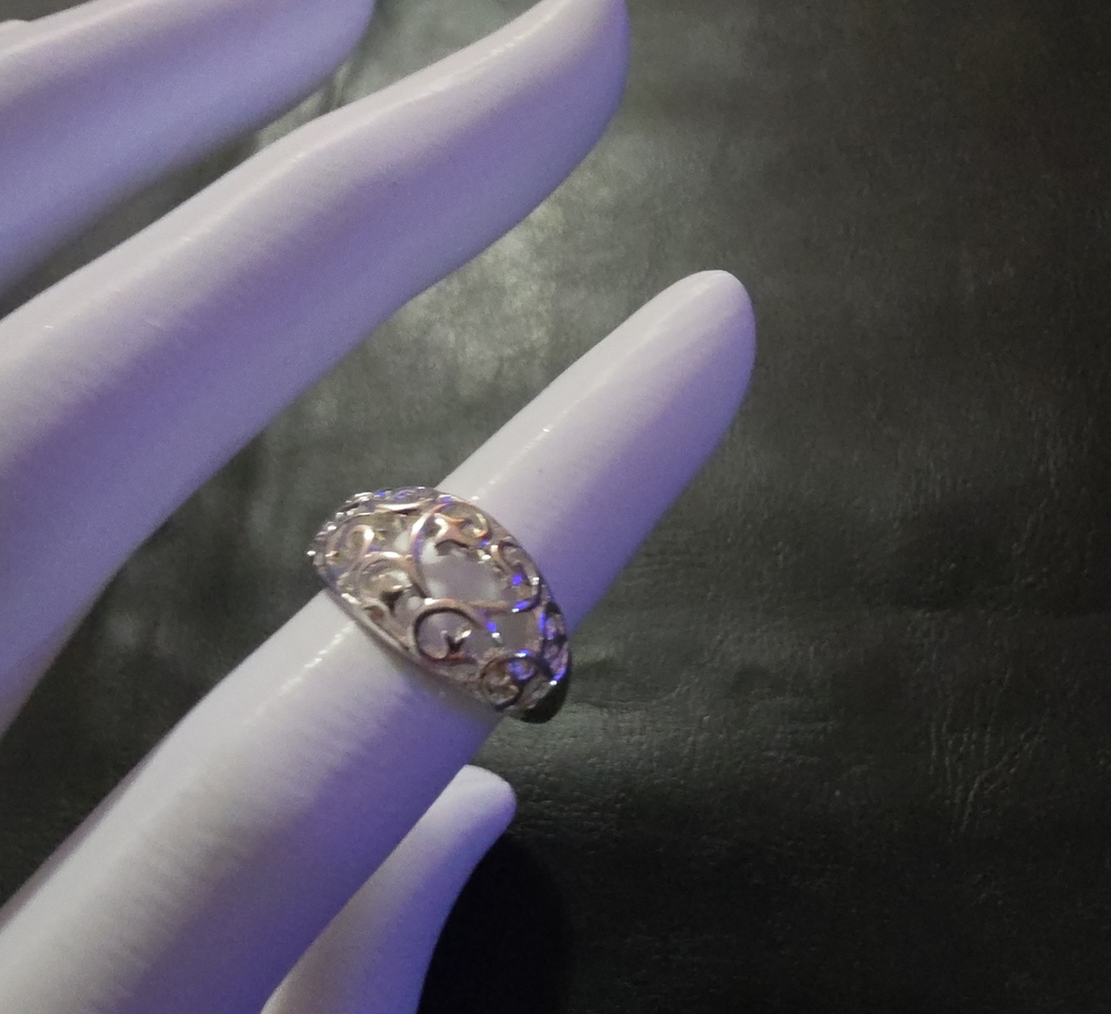 Elegant Filigree Dome Ring in Silver Tone- Women Jewelry